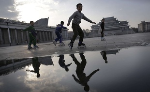 Des enfants nord-coréens à Pyongyang, le 26 octobre 2014.