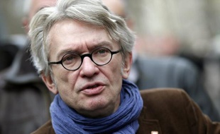 Le 1er mai est l'occasion de porter haut les revendications des syndicats, a déclaré mercredi Jean-Claude Mailly, le secrétaire général de Force ouvrière qui célèbre en solo comme à son habitude la fête des travailleurs.