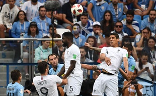 Varane ouvre le score avant la mi-temps.