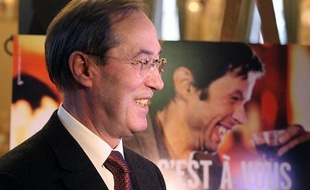 Le ministre de l'Intérieur Claude Guéant a annoncé vendredi sur France Info le lancement d'une campagne radio-télévisée de prévention des dangers de l'alcool au volant, responsable de 1.200 morts en 2010, le tiers du nombre des tués sur les routes.