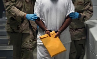 Le journal intime du Saoudien Abou Zoubeida, rendu public jeudi par Al-Jazeera, montre pourquoi ce prisonnier de Guantanamo était un gros poisson d'Al Qaïda capturé sous l'administration Bush