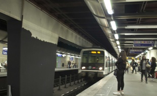 Un RER A à la station Châtelet. (Illustration)
