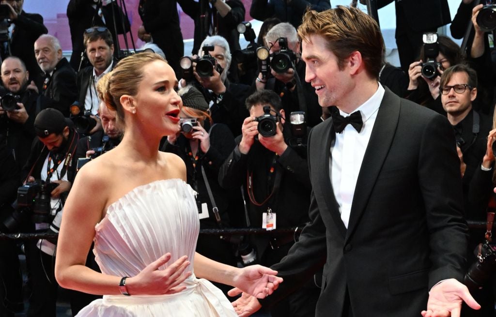 Jennifer Lawrence a servi à Robert Pattinson un plat tout droit sorti de sa poubelle
