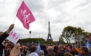 Des milliers de manifestants pour la Manif pour tous, le 5 octobre 2014 à Paris
