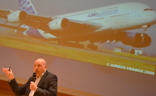 Claude Lelaie, le pilote d'essai du premier vol de l'Airbus A380.
