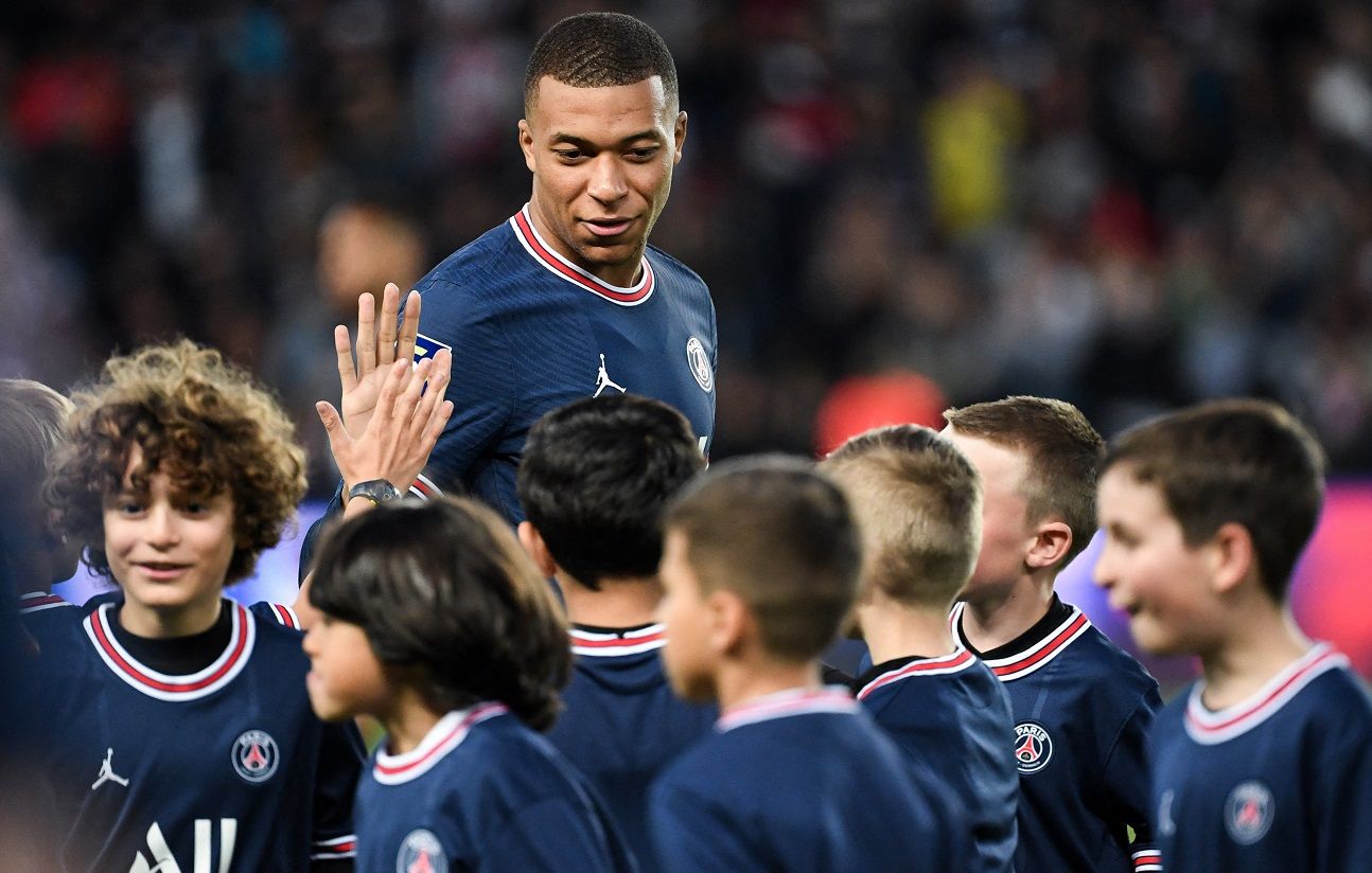 Maillot psg discount mbappe 12 ans