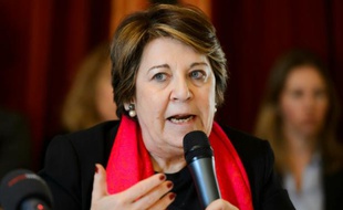 L'avocate Me Corinne Lepage, ancienne ministre française de l'Environnement, lors d'une conférence de presse à Genève, le 7 mars 2016