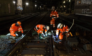 La collision est survenue aux alentours de 5 h (illustration).