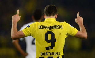 Ce nom à rallonge avec ses "w" et son "ski", l'Europe du football va en bruisser d'ici la demi-finale retour: le nom de Robert Lewandowski a fait irruption mercredi soir dans la mémoire collective avec un quadruplé pour Dortmund à l'aller contre le Real Madrid (4-1).