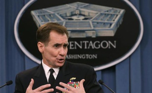 Le porte-parole du Pentagone John Kirby lors d'une conférence de presse à Arlington le 9 janvier 2015
