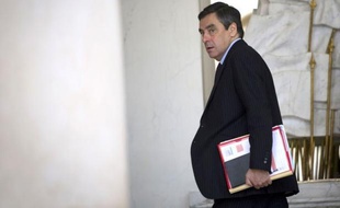 L'UMP bouclait mercredi soir sa procédure des investitures pour les législatives de juin dont celles ultra sensibles à Paris et sa banlieue, et a désigné - comme prévu - François Fillon face à Rachida Dati et Claude Guéant dans les Hauts-de-Seine notamment.