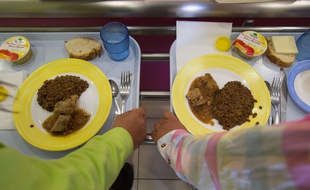 Dans une cantine scolaire à Bordeaux. Photo illustration.