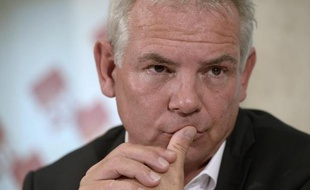 Le secrétaire général de la CGT Thierry Lepaon le 3 octobre 2013 à Montreuil