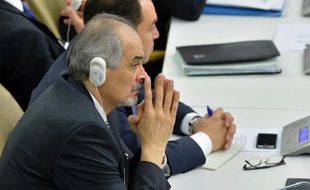 Après des semaines d'intenses tractations, la Russie et les Etats-Unis sont parvenus jeudi à l'ONU à un accord sur un texte encadrant la destruction de l'arsenal chimique du régime syrien de Bachar al-Assad.
