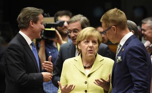 David Cameron, Angela Merkel et Alexander Stubb le 16 juillet 2014 à Bruxelles