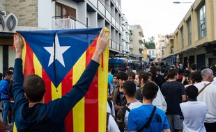 Des manifestants en faveur de l'indépendance de la Catalogne à Barcelone le 6 octobre 2017. (image d'illustration)
