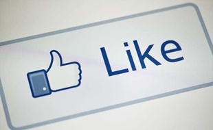 Le bouton «Like» de Facebook, le 10 mai 2012 à Washington.