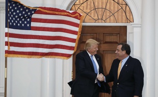 Donald Trump reçoit Chris Christie, le 20 novembre 2016.