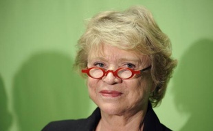 Eva Joly, candidate EELV à l'Elysée, a estimé mardi que le bilan 2011 de la lutte contre la délinquance présenté par le ministre de l'Intérieur, Claude Guéant, relevait d'une politique de "communication déconnectée de la réalité du terrain"