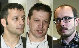 Le journaliste Français Edouard Perrin, et les anciens employés français de PwC Raphael Halet et Antoine Deltour (de gauche à droite)