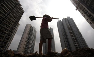 La Chine a annoncé mardi une croissance ralentie à 9,2% pour 2011, dans un contexte international difficile, dont l'impact sur la deuxième économie mondiale va se faire davantage sentir dans les mois à venir, selon les analystes.