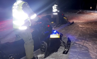 Cinq Français, portés disparus après un accident de motoneige au Québec, sont toujours recherchés par les autorités, ce jeudi.