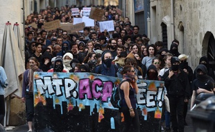 Des étudiants de l'université de Montpellier manifestent contre la réforme de l'enseignement supérieur