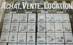 Une agence immobilière à Paris.