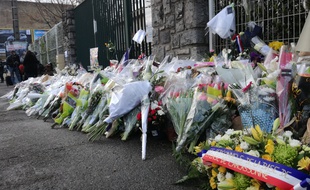 Mecredi matin, devant le groupement de gendarmerie de l'Aude, à Carcassonne.