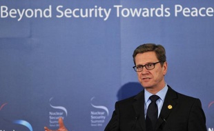 Le ministre allemand des Affaires étrangères, Guido Westerwelle, inquiet du sort de l'opposante ukrainienne Ioulia Timochenko, a menacé de bloquer la ratification de l'accord d'association UE/Ukraine, dans un entretien mercredi.