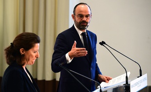 Le Premier ministre Edouard Philippe et la ministre de la Santé Agnès Buzyn lors de la conférence de presse sur les annonces pour l'hôpital public mercredi 20 novembre 2019.