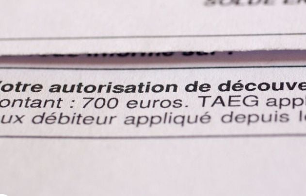 « La tête sous l’eau », « une honte »… La nouvelle réglementation sur les découverts bancaires inquiète