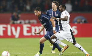 Le Parisien Thiago Silva lors du match contre Rennes le samedi 17 novembre 2012.