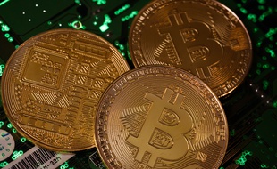 Des bitcoins matérialisés. (illustration)