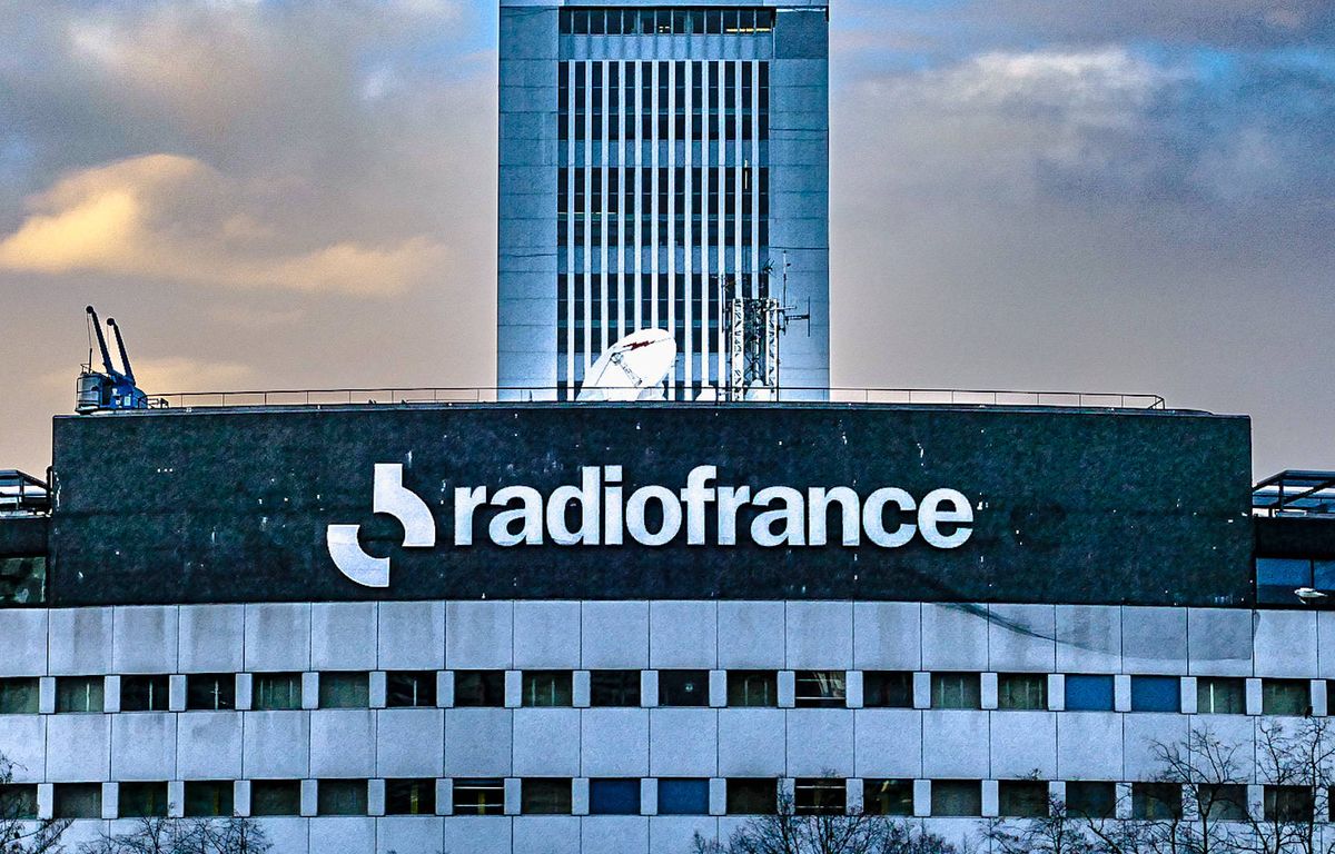 « Apparatchiks » vs « oligopole »... Une (violente) passe d'armes oppose Radio France aux médias Bolloré