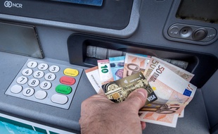 Image d'illustration d'un distributeur de billets.