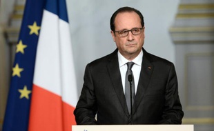 Le président François Hollande prononce un discours à l'Elysée, le 14 novembre 2015 à Paris