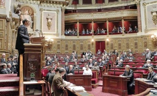 Eric Woerth, le ministre du Travail, à la tribune du Sénat, lors du débat sur le projet de réforme des retraites.