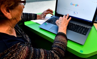 En France, on estime que 13 millions de personnes sont encore exclues du numérique.