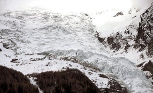 La surface des glaciers des Alpes françaises a reculé en moyenne de 26% lors des quarante dernières années, selon une étude de chercheurs français présentée lors de la réunion annuelle de l'American Geophysical Union (AGU) qui se tient à San Francisco en Californie.