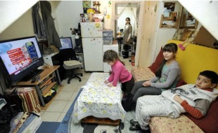 Avec 1600 euros par mois, la famille Ziane ne trouve pasà se loger dans le privé.