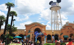 Le parc d'attractions Walt Disney Studios de Marne-la-Vallée.