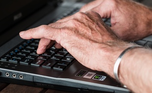 Sur le taux d'emploi des seniors, la France est mauvaise élève