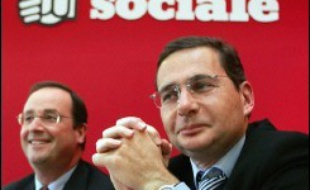 Eric Besson, secrétaire national à l'économie et la fiscalité du Parti socialiste, a annoncé mercredi à l'AFP sa démission de ses fonctions.