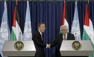 Les dirigeants palestiniens vont lancer à l'ONU une campagne pour obtenir le statut d'Etat non membre, avec pour objectif une majorité d'au moins 150 pays, a annoncé jeudi le négociateur Saëb Erakat.