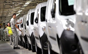 L'année 2012 est à jeter aux oubliettes pour le marché de l'automobile européen où il ne s'est jamais vendu aussi peu de voitures depuis plus de 15 ans, sans qu'aucune embellie ne se soit prévue par les constructeurs qui multiplient les mesures de rigueur.