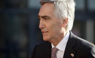 L'horizon ne semble guère s'éclaircir pour Siemens, déjà engagé dans un très gros programme de restructuration et alors que ses dirigeants ont multiplié ces derniers jours les messages peu optimistes sur l'activité du conglomérat industriel allemand.