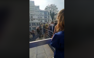 Capture d'écran de la vidéo diffusée ce jeudi 2 mai sur Facebook.