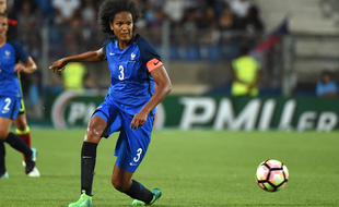 Wendie Renard a retrouvé le brassard de capitaine lors de France-Grèce, le 17 septembre 2021.