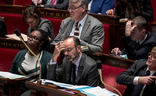 Le Premier ministre Edouard Philippe et la porte-parole du gouvernement Sibeth N'diaye à l'Assemblée nationale à Paris.